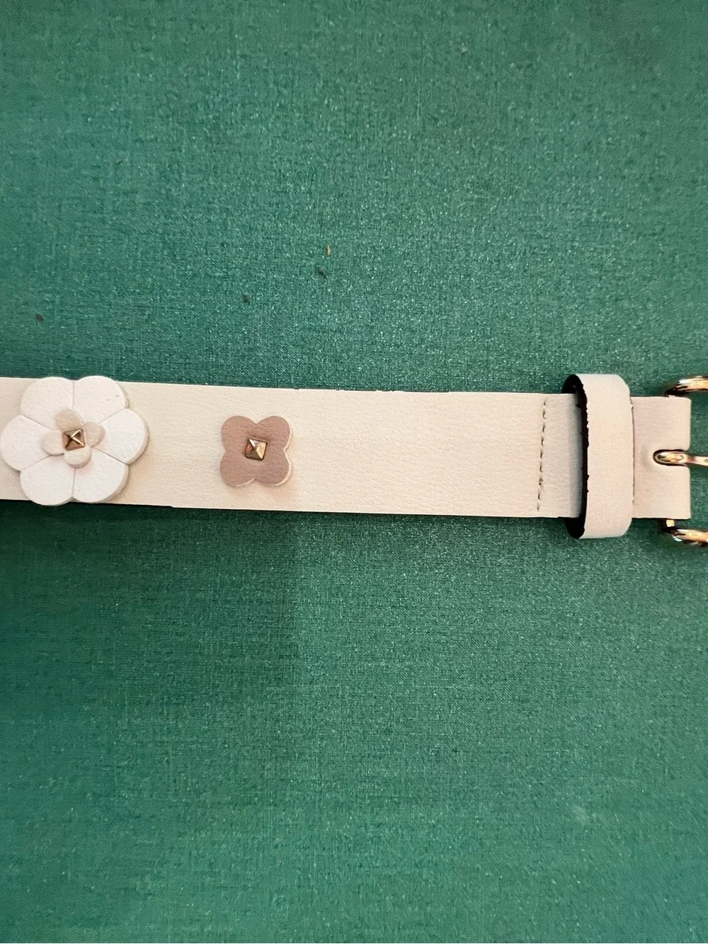 Women’s Belt White Tan Floral Faux Leather 46” Classy Contemporary Stylish